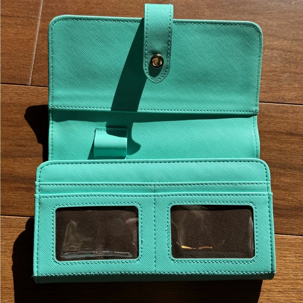 NWOT SIMPLY SOUTHERN Aqua Wallet